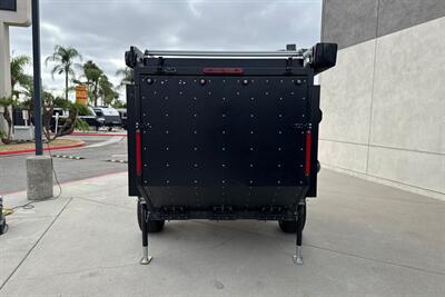 2024 Mission Overland Trail Dog 15FT   - Photo 4 - Santa Fe Springs, CA 90670