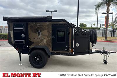2024 Mission Overland Trail Dog 15FT   - Photo 2 - Santa Fe Springs, CA 90670