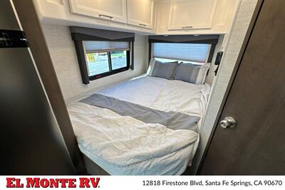 2025 Thor Four Winds 22E   - Photo 34 - Santa Fe Springs, CA 90670