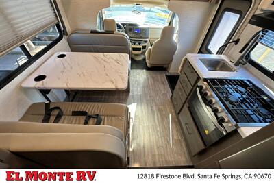 2025 Thor Four Winds 22E   - Photo 39 - Santa Fe Springs, CA 90670