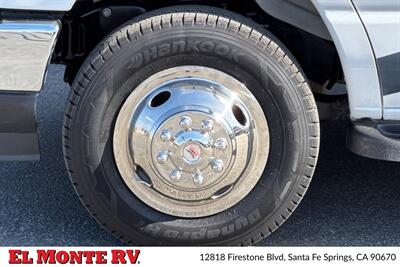 2024 Gulf Stream Conquest 6237   - Photo 49 - Santa Fe Springs, CA 90670