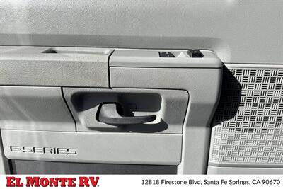 2024 Gulf Stream Conquest 6237   - Photo 11 - Santa Fe Springs, CA 90670