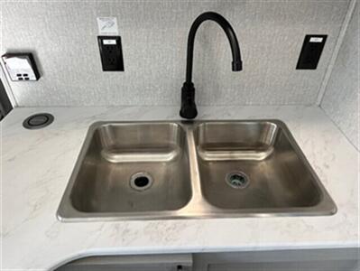 2025 Coachmen Leprechaun 260QB   - Photo 16 - Dublin, CA 94568