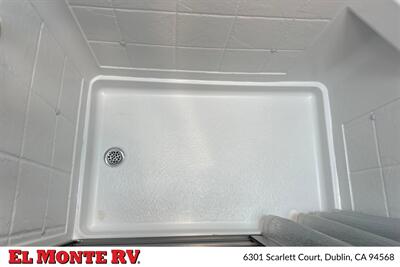 2024 Thor Four Winds 22E   - Photo 32 - Dublin, CA 94568