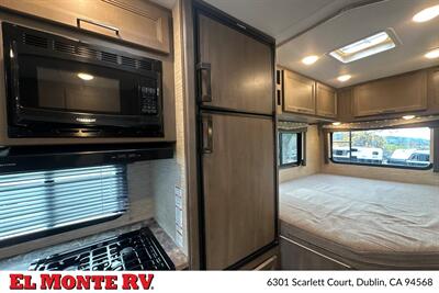 2024 Thor Four Winds 22E   - Photo 26 - Dublin, CA 94568