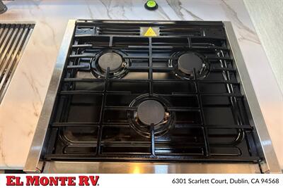 2025 Thor Four Winds 22E   - Photo 20 - Dublin, CA 94568