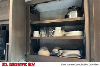 2024 Thor Four Winds 28A - Photo 22 - Dublin, CA 94568