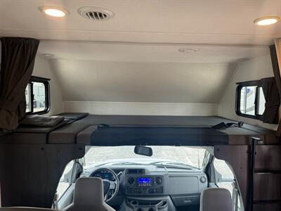 2024 Forest River Sunseeker 2550DSLE   - Photo 12 - Orlando, FL 32808