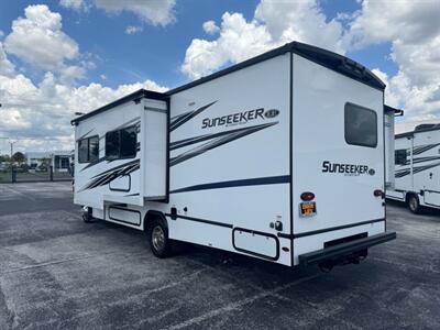 2024 Forest River Sunseeker 2550DSLE   - Photo 28 - Orlando, FL 32808