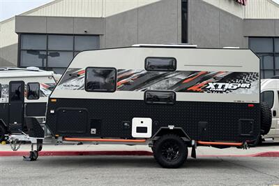 2024 MDC XT16HR FAMILY 22FT   - Photo 6 - Santa Fe Springs, CA 90670