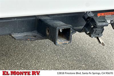 2024 Thor Four Winds 28A   - Photo 5 - Santa Fe Springs, CA 90670