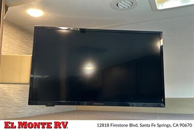 2024 Thor Four Winds 28A   - Photo 40 - Santa Fe Springs, CA 90670