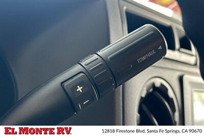 2024 Thor Four Winds 28A   - Photo 46 - Santa Fe Springs, CA 90670