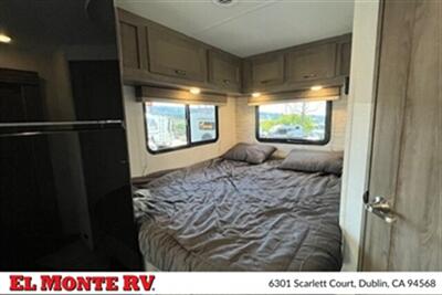 2024 Gulf Stream Conquest 6238   - Photo 19 - Santa Fe Springs, CA 90670