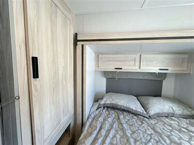2024 Forest River Sunseeker 2550DSLE   - Photo 17 - Orlando, FL 32808