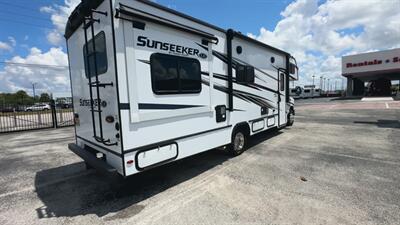 2024 Forest River Sunseeker 2550DSLE   - Photo 84 - Orlando, FL 32808