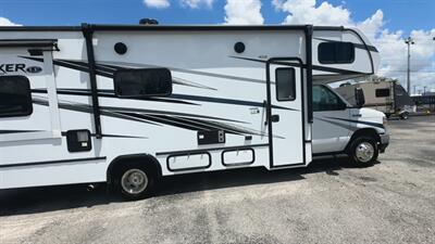 2024 Forest River Sunseeker 2550DSLE   - Photo 28 - Orlando, FL 32808
