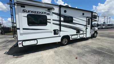 2024 Forest River Sunseeker 2550DSLE   - Photo 87 - Orlando, FL 32808