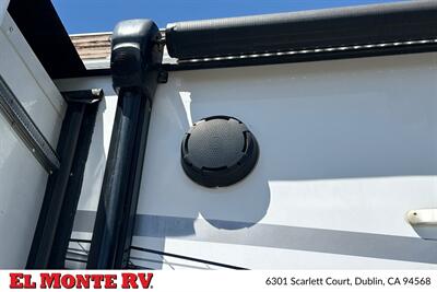 2023 Forest River Sunseeker 3250DSLE - Photo 59 - Dublin, CA 94568