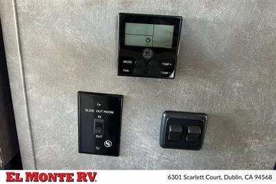 2023 Forest River Sunseeker 3250DSLE - Photo 38 - Dublin, CA 94568