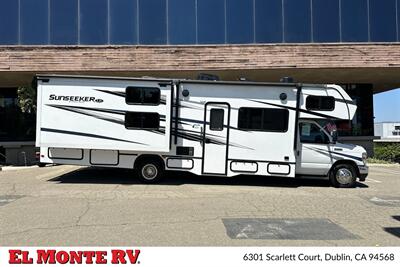 2023 Forest River Sunseeker 3250DSLE - Photo 2 - Dublin, CA 94568