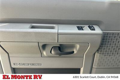 2023 Forest River Sunseeker 3250DSLE - Photo 11 - Dublin, CA 94568