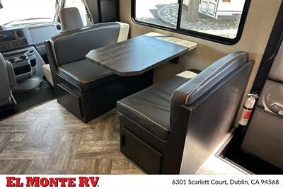 2023 Forest River Sunseeker 3250DSLE - Photo 14 - Dublin, CA 94568