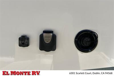 2023 Forest River Sunseeker 3250DSLE - Photo 61 - Dublin, CA 94568