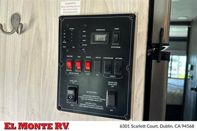 2023 Forest River Sunseeker 3250DSLE - Photo 44 - Dublin, CA 94568