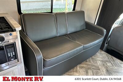 2023 Forest River Sunseeker 3250DSLE - Photo 41 - Dublin, CA 94568