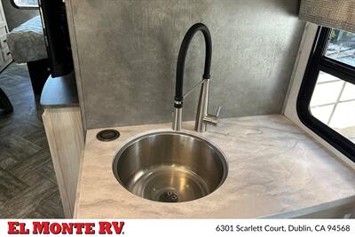 2023 Forest River Sunseeker 3250DSLE - Photo 18 - Dublin, CA 94568