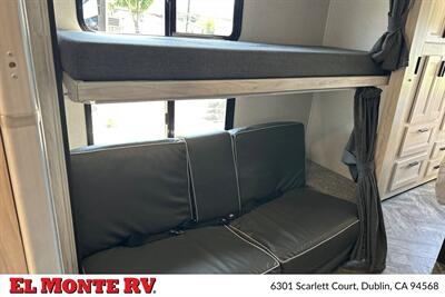 2023 Forest River Sunseeker 3250DSLE - Photo 42 - Dublin, CA 94568