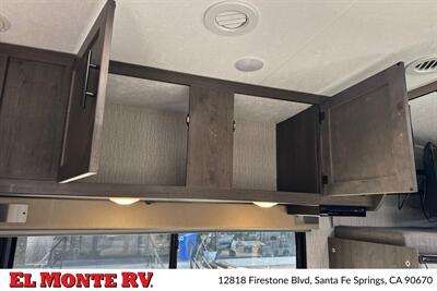 2023 Coachmen Leprechaun 271QB   - Photo 15 - Santa Fe Springs, CA 90670