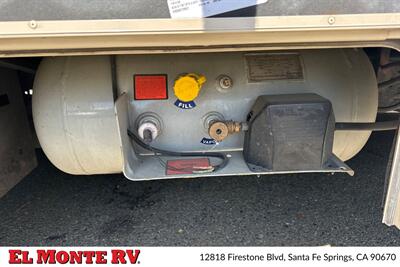 2023 Coachmen Leprechaun 271QB   - Photo 56 - Santa Fe Springs, CA 90670