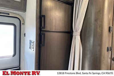2023 Coachmen Leprechaun 271QB   - Photo 27 - Santa Fe Springs, CA 90670