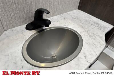 2023 Coachmen Leprechaun 271QB   - Photo 30 - Dublin, CA 94568