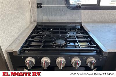 2023 Coachmen Leprechaun 271QB   - Photo 19 - Dublin, CA 94568