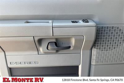 2024 Gulf Stream Conquest 6280   - Photo 11 - Santa Fe Springs, CA 90670