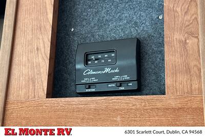 2018 Holiday Rambler Vacationeer XE 36F   - Photo 42 - Dublin, CA 94568