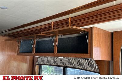 2018 Holiday Rambler Vacationeer XE 36F   - Photo 16 - Dublin, CA 94568