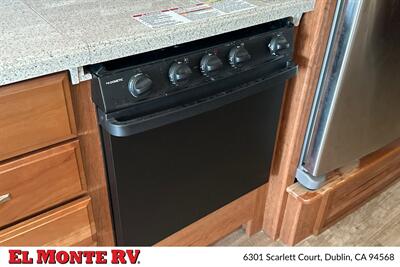 2018 Holiday Rambler Vacationeer XE 36F   - Photo 21 - Dublin, CA 94568