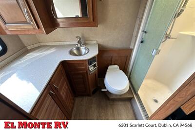 2018 Holiday Rambler Vacationeer XE 36F   - Photo 29 - Dublin, CA 94568