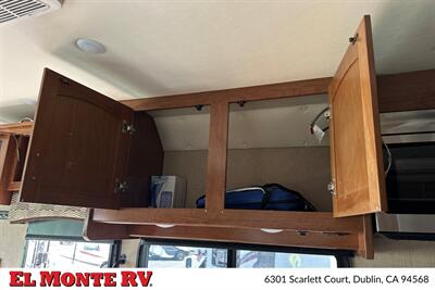 2018 Holiday Rambler Vacationeer XE 36F   - Photo 23 - Dublin, CA 94568