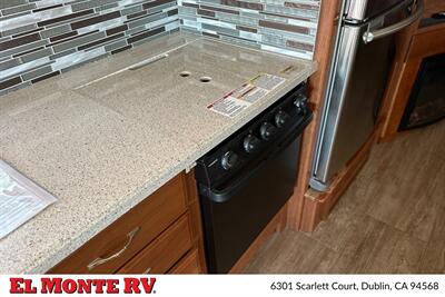 2018 Holiday Rambler Vacationeer XE 36F   - Photo 20 - Dublin, CA 94568