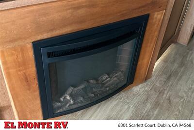 2018 Holiday Rambler Vacationeer XE 36F   - Photo 40 - Dublin, CA 94568
