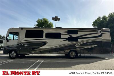 2018 Holiday Rambler Vacationeer XE 36F   - Photo 7 - Dublin, CA 94568