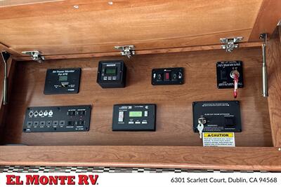 2018 Holiday Rambler Vacationeer XE 36F   - Photo 41 - Dublin, CA 94568