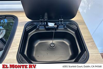 2027 MDC XT16HR ISLAND 22FT - Photo 12 - Dublin, CA 94568