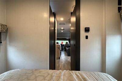 2024 Forest River Sunseeker 2950LE   - Photo 36 - Santa Fe Springs, CA 90670