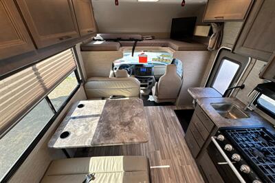 2024 Thor Four Winds 22E   - Photo 38 - Santa Fe Springs, CA 90670